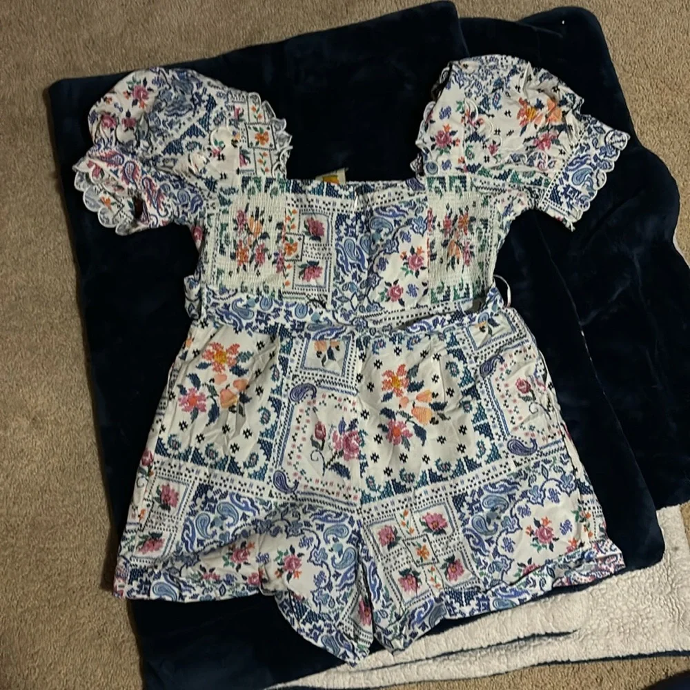 Farm Rio Multicolor Patterned romper - Picture 3 of 4